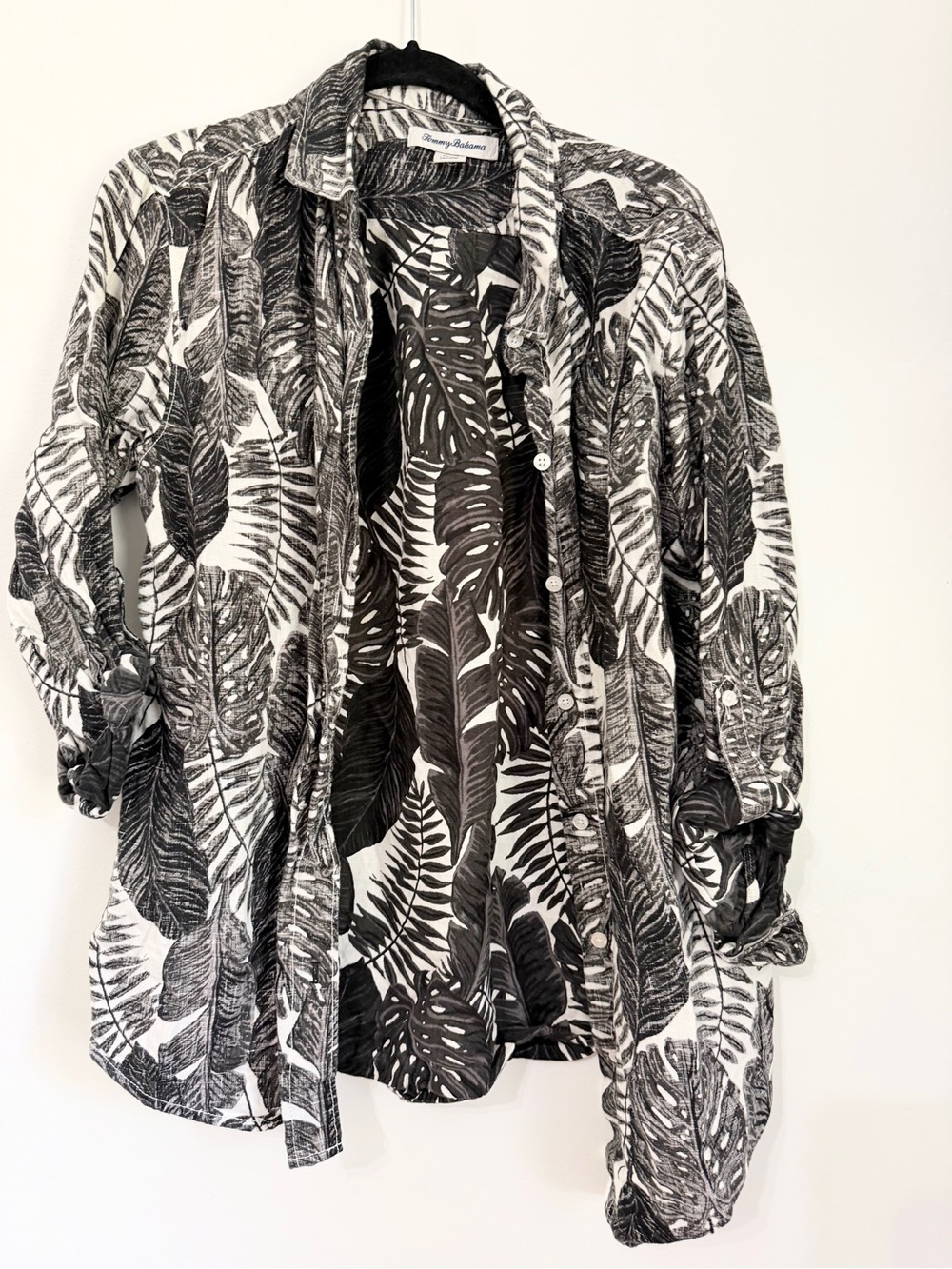 Tommy Bahama linen men medium button down palm tropical vacation top